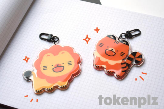 (original) big kitty keychains